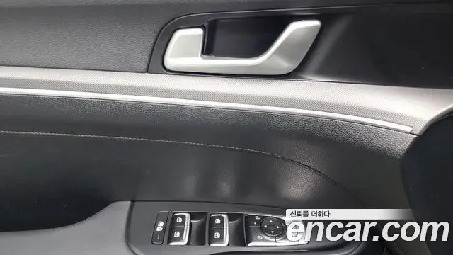 Kia K5 2024 — Photo 31/32