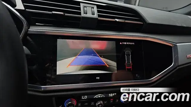 Audi Q3 2022 — Фото 13/20