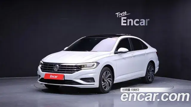 Volkswagen Jetta 2021 — Şəkil 8/32