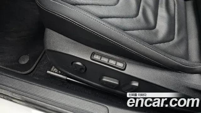 Volkswagen Jetta 2021 — Şəkil 17/32