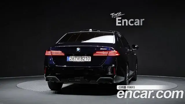 BMW 5 Series 2023 — Şəkil 4/20