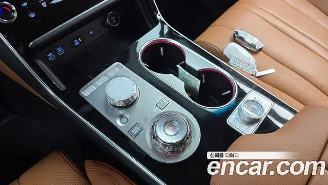 Genesis GV80 2024 — Photo 9/20