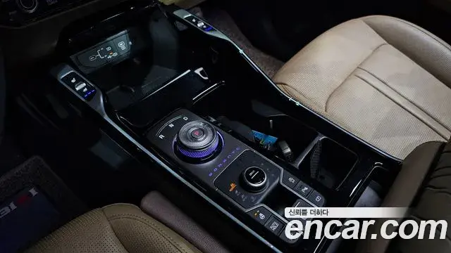 Kia Sorento 2023 — Photo 9/20