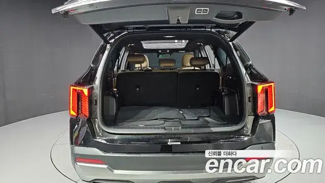 Kia Sorento 2023 — Photo 20/20