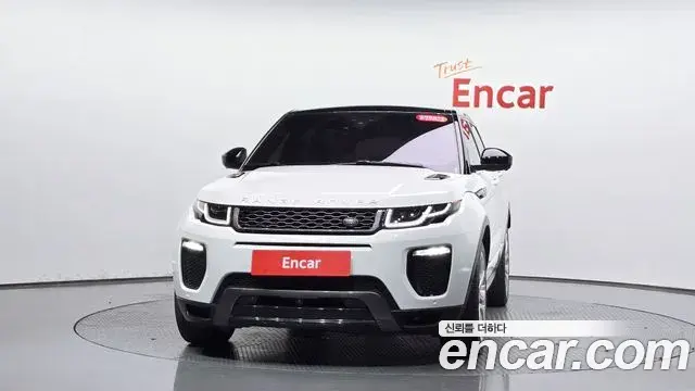 Land Rover Range Rover Evoque 2018 — Фото 3/20