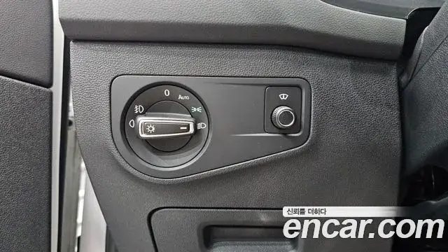Volkswagen Tiguan 2020 — Photo 14/30