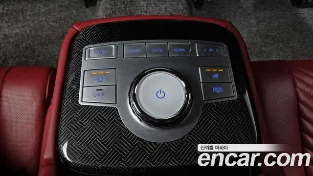 Genesis Electrified G80 2023 — Şəkil 19/20