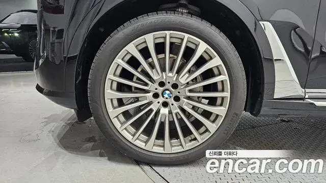 BMW X7 2024 — Photo 5/20