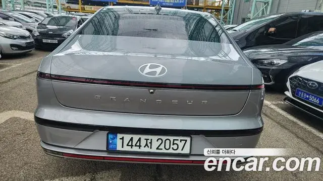 Hyundai Grandeur 2023 — Photo 4/14