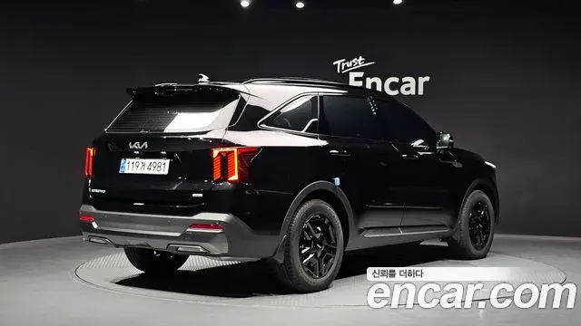 Kia Sorento 2024 — Photo 2/20