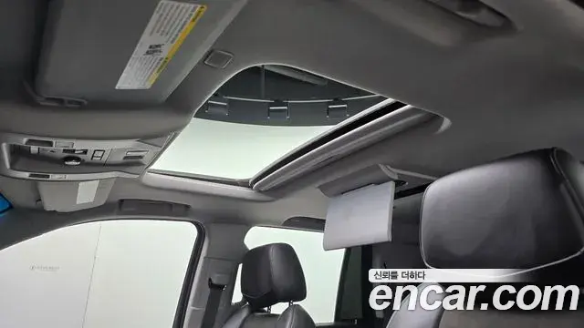 Cadillac Escalade 2018 — Photo 19/20