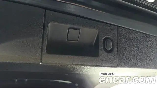 Cadillac Escalade 2018 — Photo 20/20