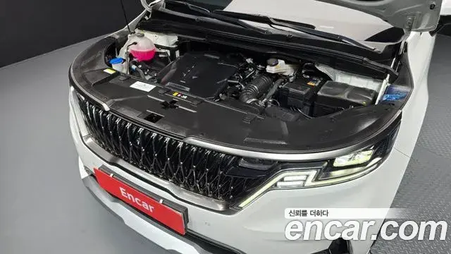 Kia Carnival 2023 — Photo 6/20