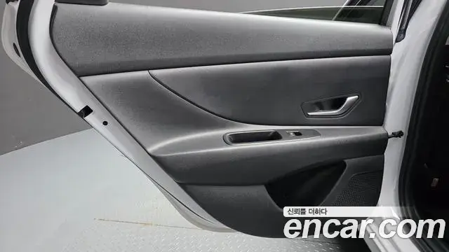 Hyundai The New Avante Hybrid 2021 — Şəkil 1/30