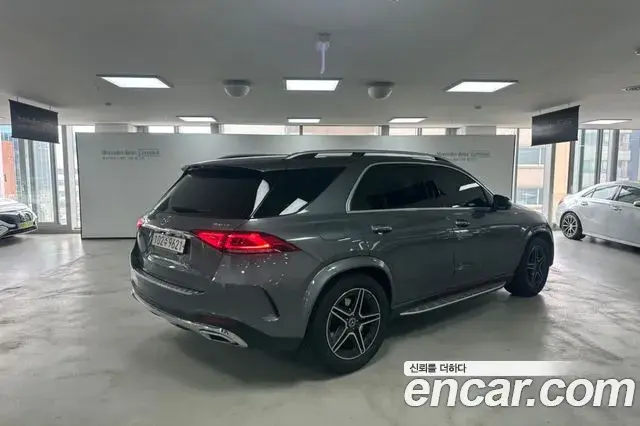 Mercedes-Benz GLE-Class 2020 — Фото 1/19
