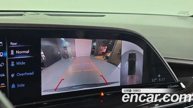 Cadillac Escalade 2021 — Photo 14/20