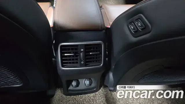 Kia Sportage The Bold 2019 — ფოტო 4/35