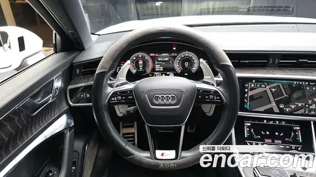 Audi A6 2020 — Фото 13/20