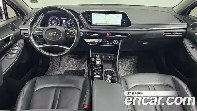 Hyundai Sonata 2021 — Фото 7/20