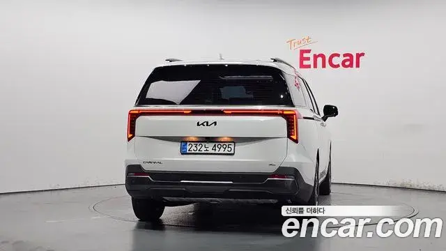 Kia Carnival 2025 — Photo 4/20