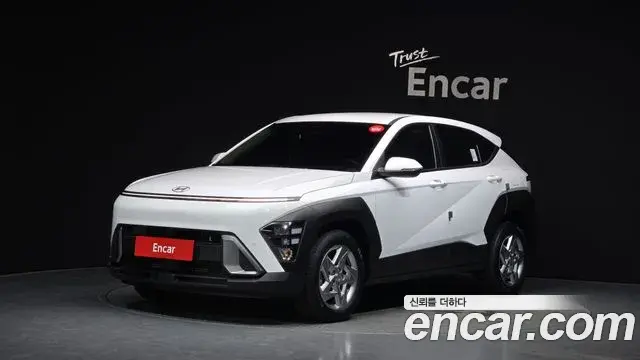 Hyundai Kona 2024 — Фото 1/20
