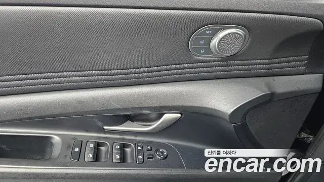 Hyundai Avante 2022 — Фото 19/20