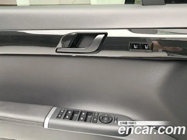 Hyundai Grandeur 2023 — Photo 13/20