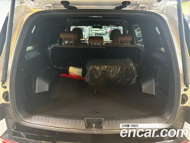 Hyundai Santa Fe 2024 — Şəkil 11/19