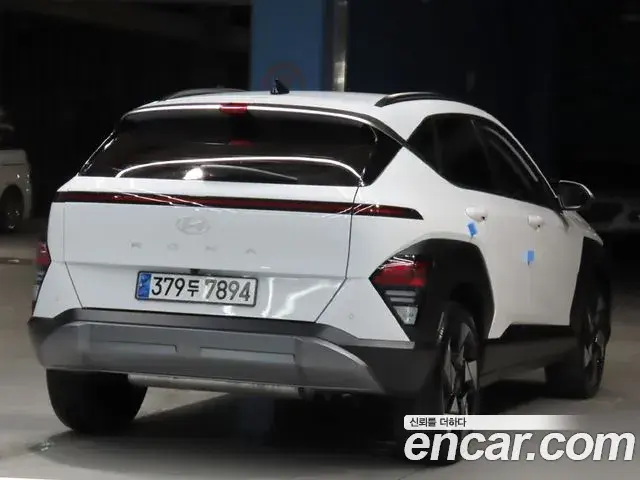 Hyundai Kona 2024 — Фото 1/20