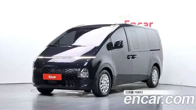 Hyundai Staria 2023 — Şəkil 1/20