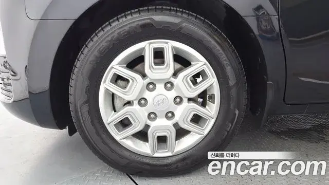 Hyundai Staria 2023 — Şəkil 5/20