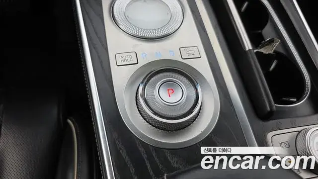 Genesis GV80 2020 — ფოტო 16/20