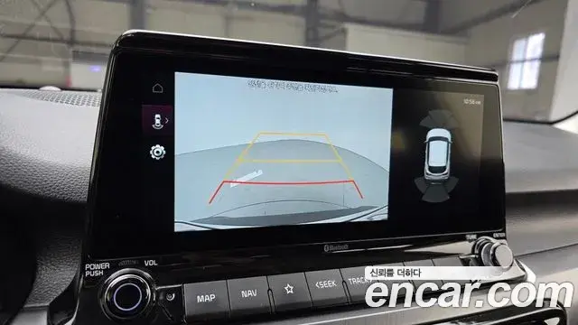 Kia Seltos 2020 — ფოტო 18/20