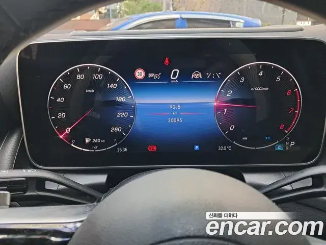 Mercedes-Benz GLC-Class 2024 — Şəkil 6/20