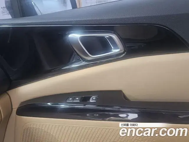 Kia Carnival 2022 — Фото 15/20