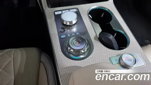 Genesis GV80 2024 — Photo 9/20