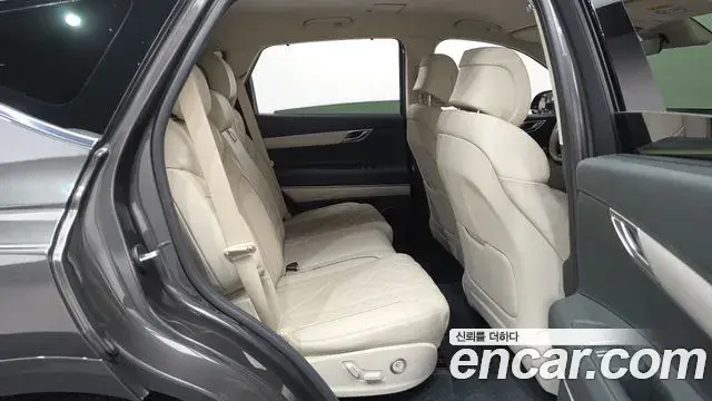 Genesis GV80 2024 — Photo 11/20