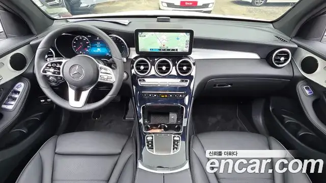 Mercedes-Benz GLC-Class 2020 — Photo 7/20