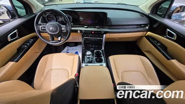 Kia Carnival 2020 — Фото 7/20