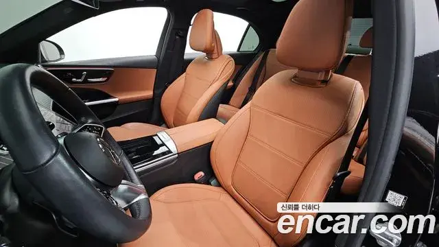 Mercedes-Benz C-Class 2022 — Фото 19/20