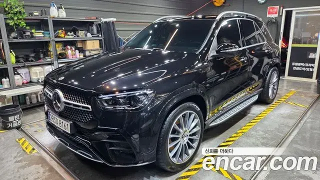 Mercedes-Benz GLE-Class 2025 — Фото 10/13