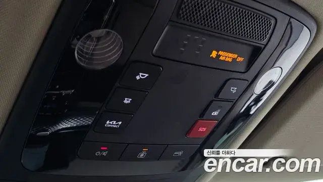 Kia Carnival 2023 — Photo 16/20