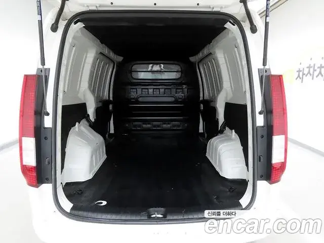Hyundai Staria 2022 — Şəkil 4/20