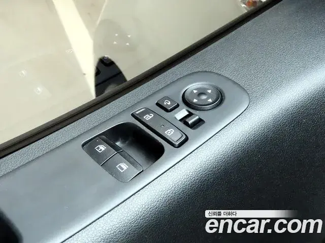 Hyundai Staria 2022 — Şəkil 13/20