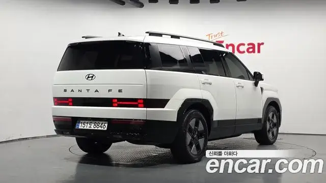Hyundai Santa Fe 2024 — Фото 2/20