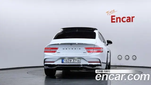 Genesis Electrified G80 2024 — Photo 4/20