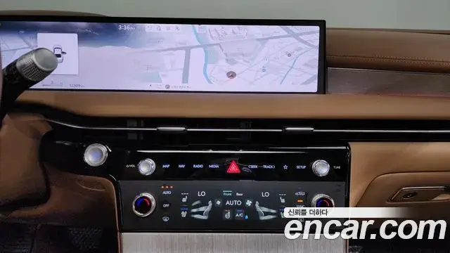 Genesis Electrified G80 2024 — Photo 13/20
