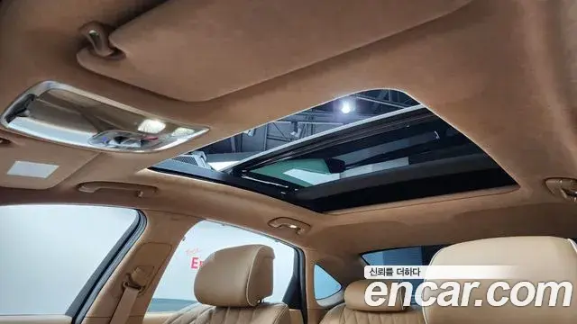Genesis Electrified G80 2024 — Photo 18/20