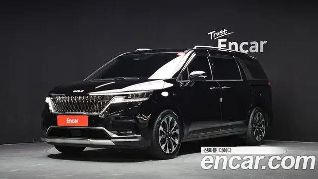 Kia Carnival 2022 — Фото 1/20