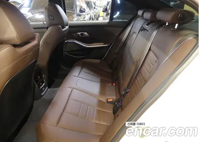 BMW 3 Series 2025 — Şəkil 17/20